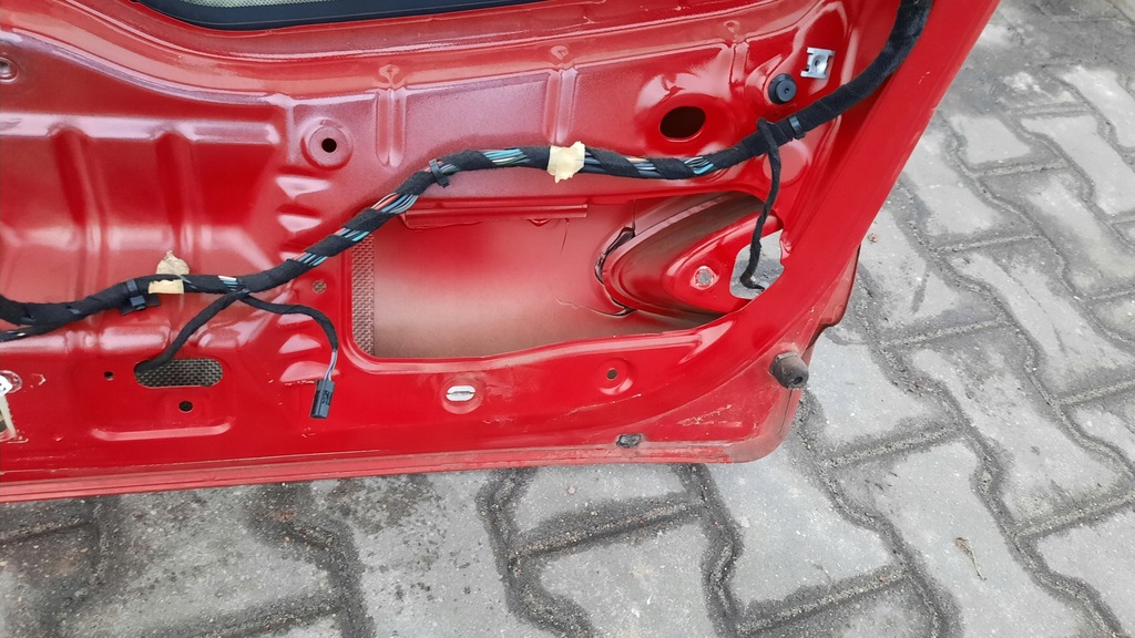 фото №6, Кришка багажника задня alfa romeo 147 05r 1.6b