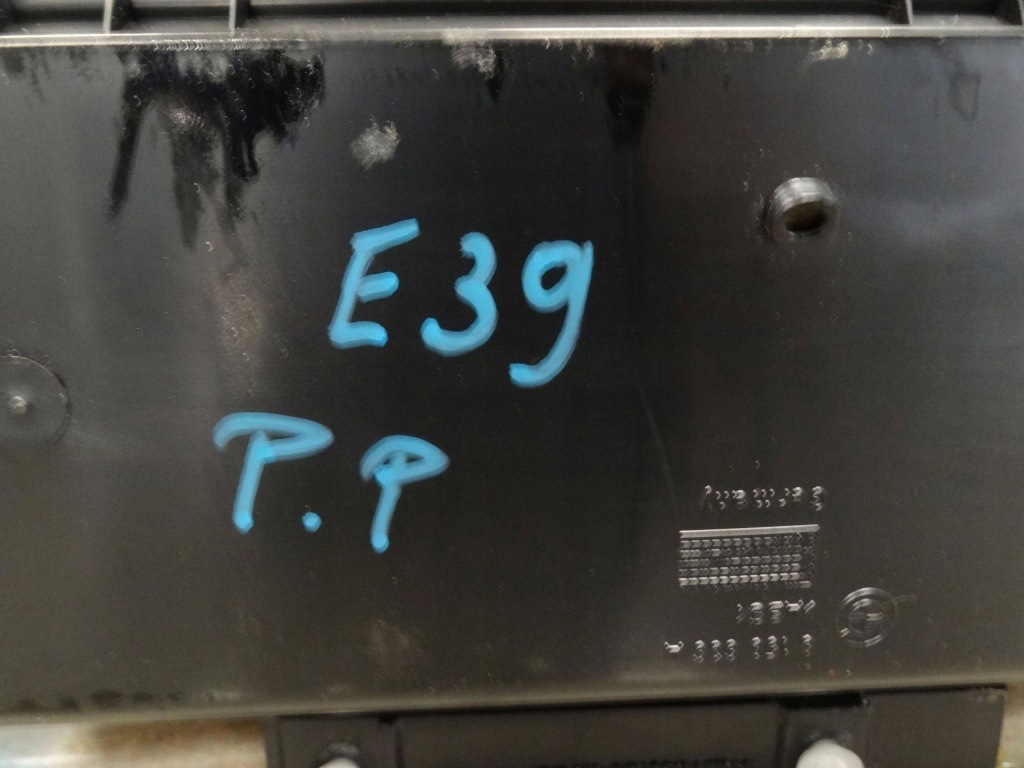 Купити Bmw 5 e39 1999 універсал карта оббивка дверей правий перед 8212718 8212806