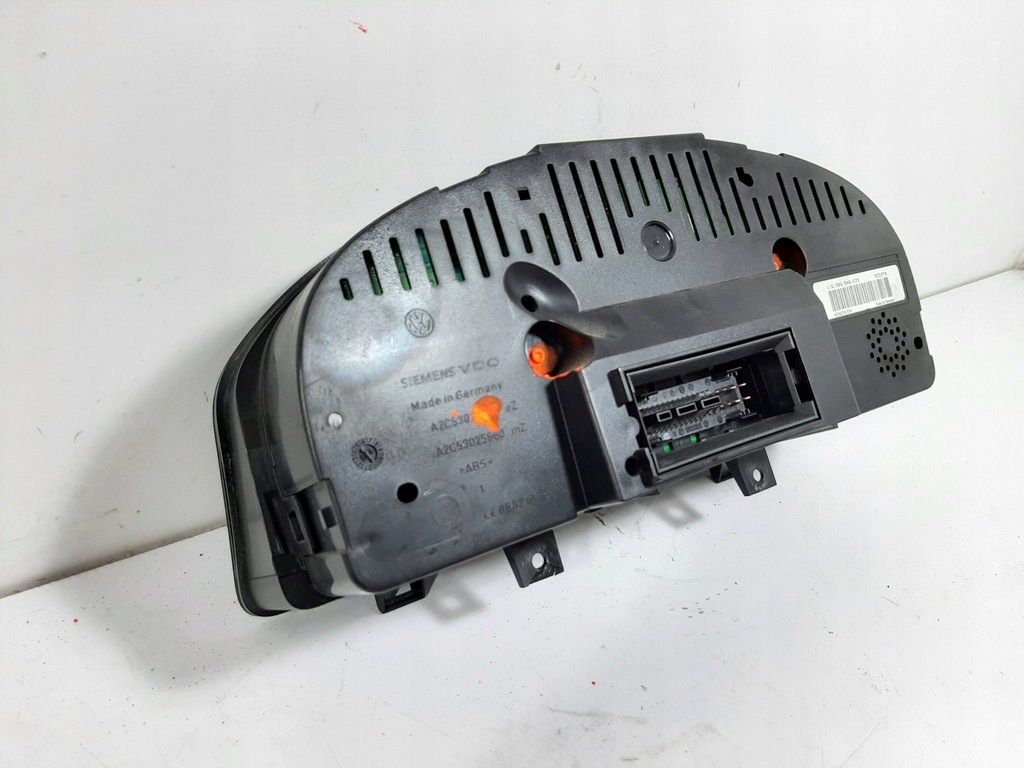 фото №8, Vw golf v 2.0 fsi sport 05r лічильник прилади 1k0920871a