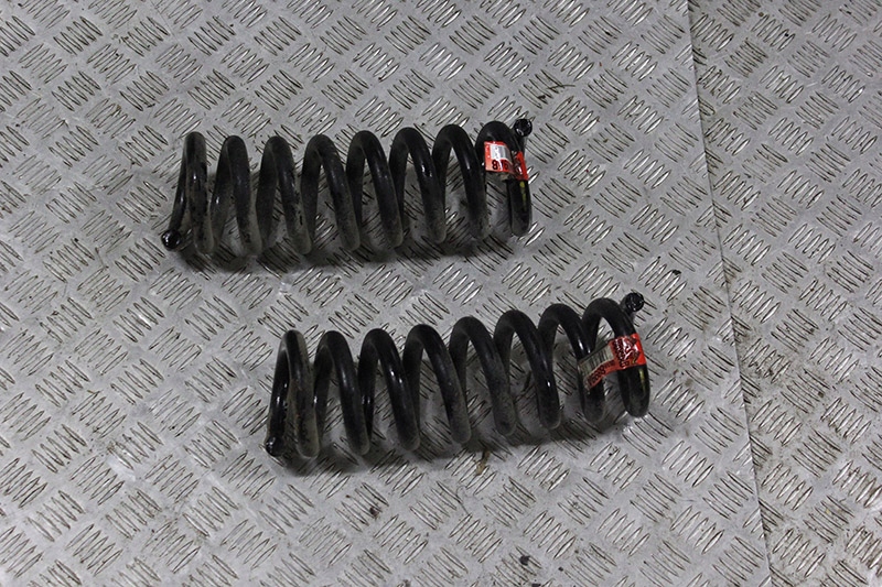 фото №1, Dodge challenger 2016 пружина задня задня 3.6