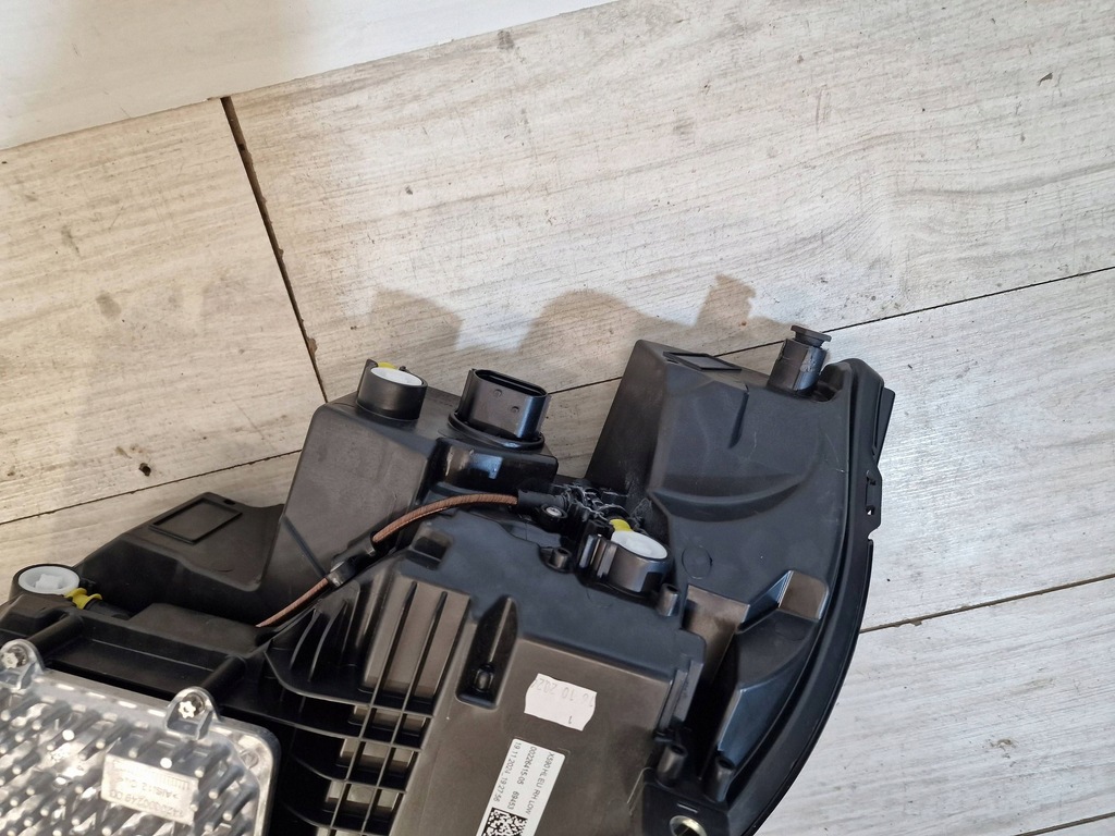 фото №13, Лампа права перед jaguar i-pace x590 low eu m9d3-13w029