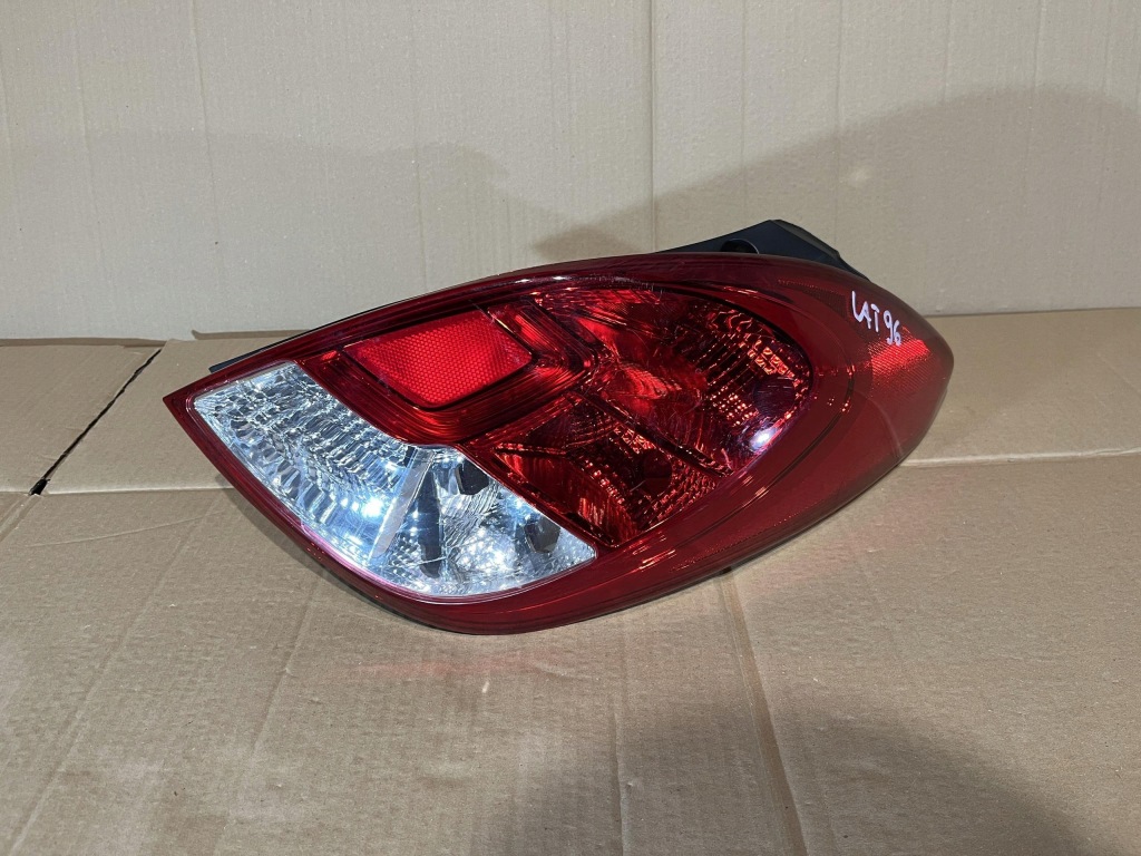 фото №1, Hyundai i20 lift лампа правый задняя 92402-4p500