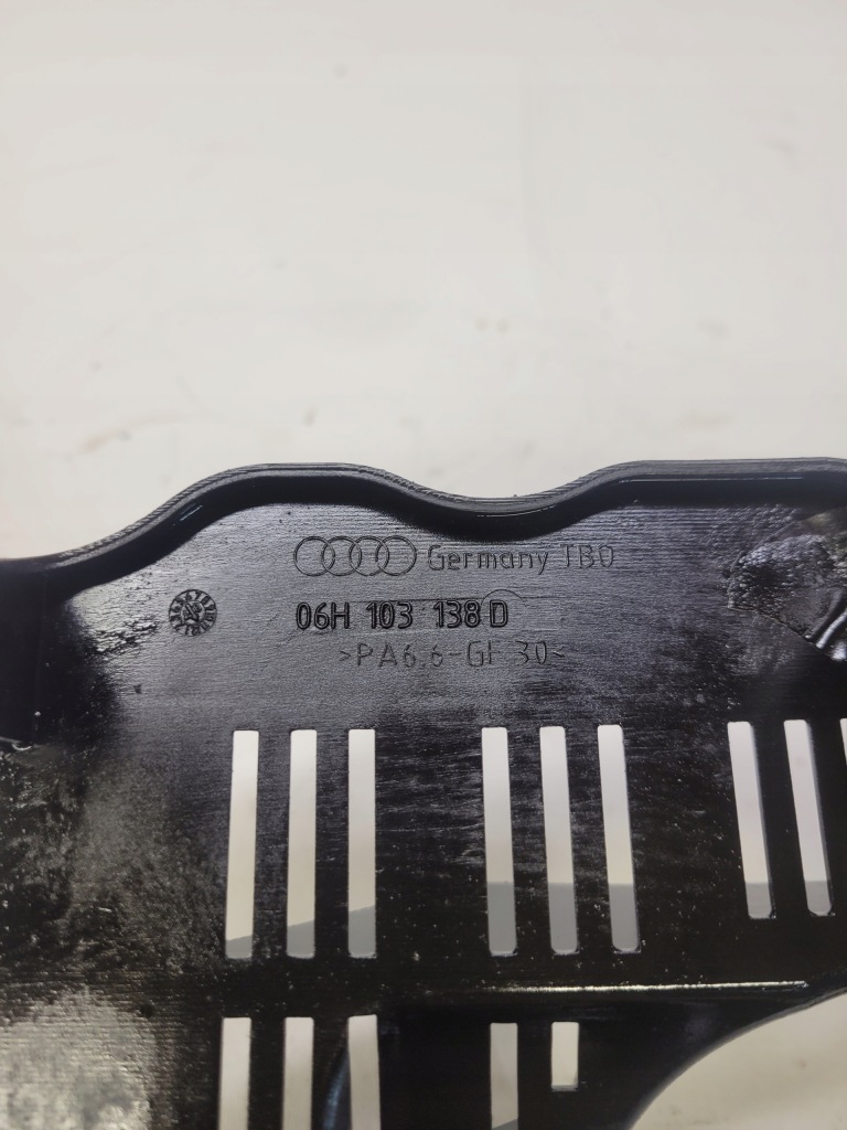 Вкладыш картера масляный audi a4 a5 q5 tfsi 06h103138d в Украине