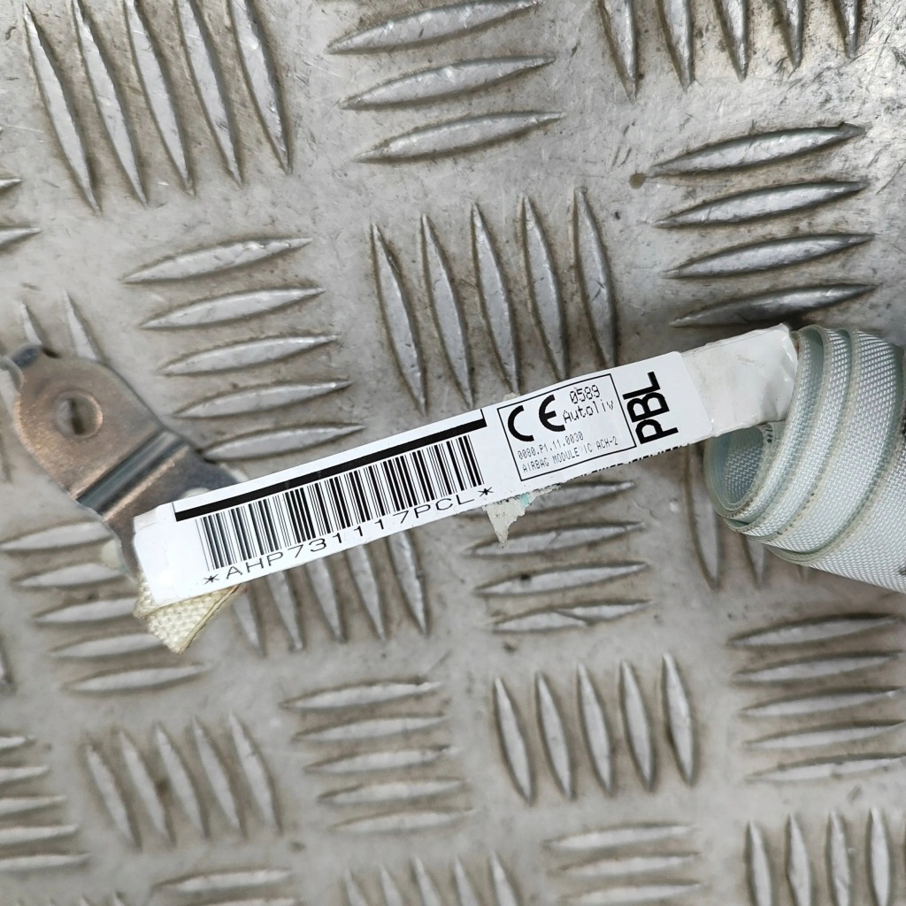 Toyota land cruiser bj70 2017 левая сторона шторка безопасности подушка безопасности Киев