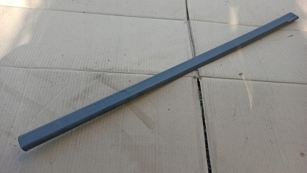 фото №1, Молдинг дверь правый перед peugeot 306 lift