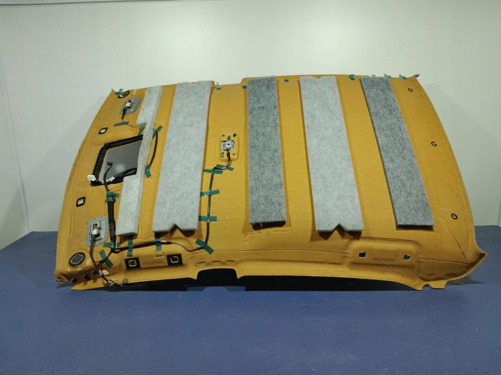 фото №9, Toyota corolla e16 xi sedan потолок