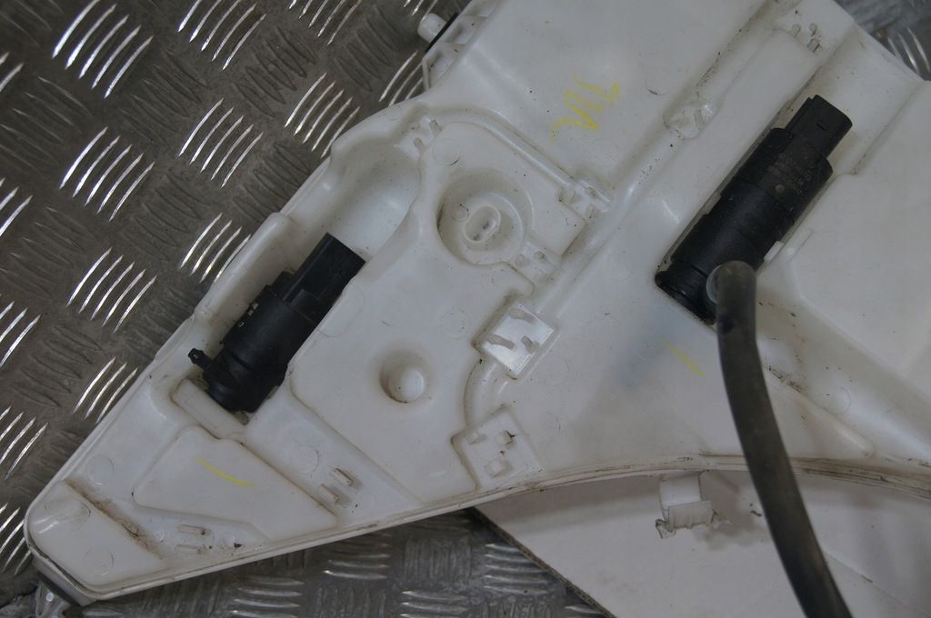 фото №8, Bmw x6 f16 бак омивача