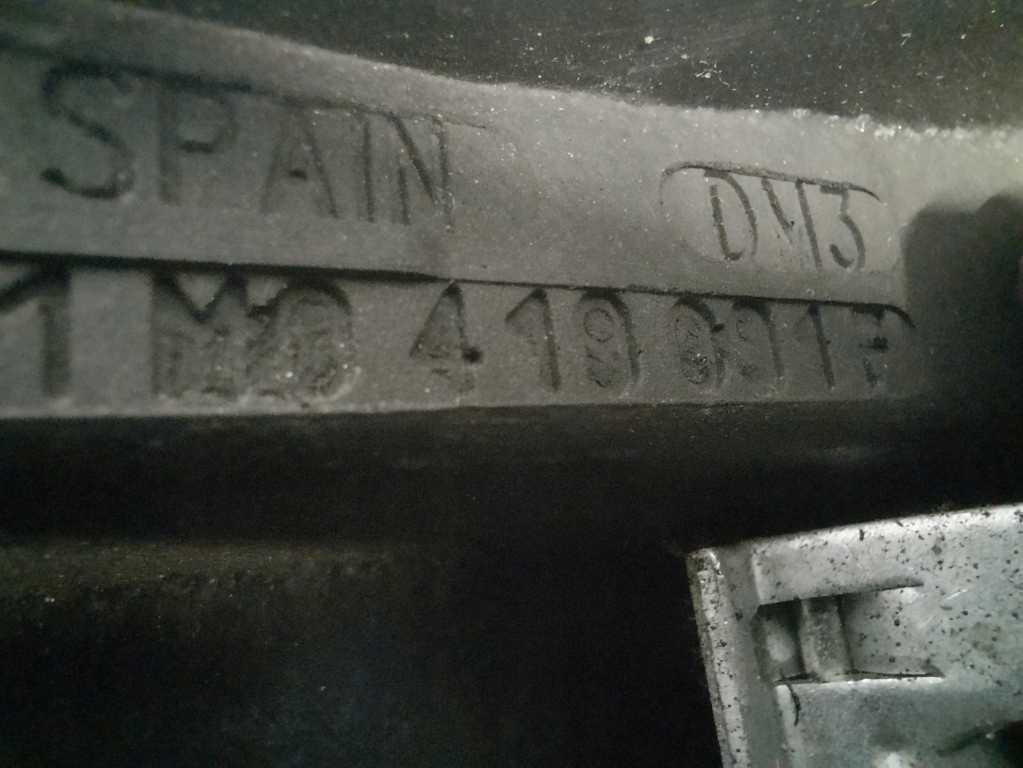 фото №9, Seat toledo повітропровід 1m0419091