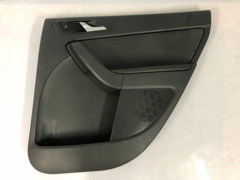 фото №1, Skoda yeti обивка дверь обшивка правый задняя