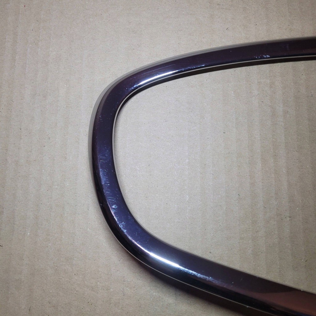 Рамка хром лампы правый задний  mini cooper r56 r56n r57 57n r58 r59 2752244 Цена