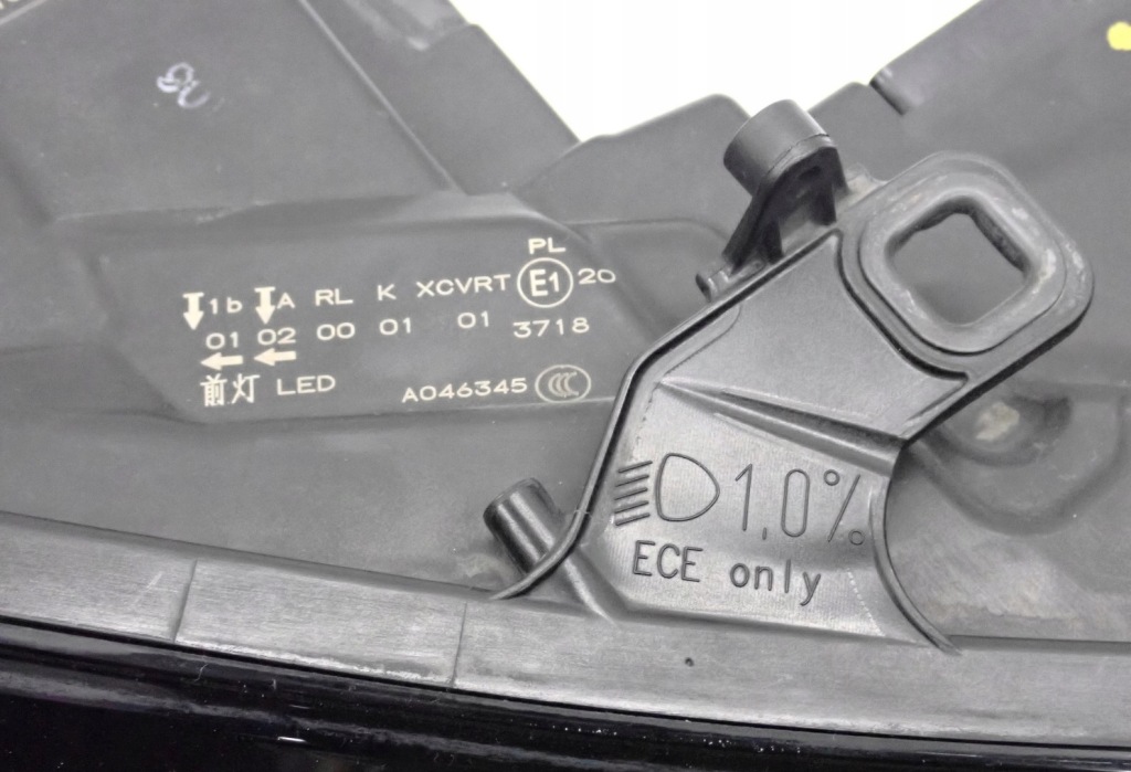 Фара правый  matrix led рестайлинг  audi a8 d4 4h0941036 Недорого