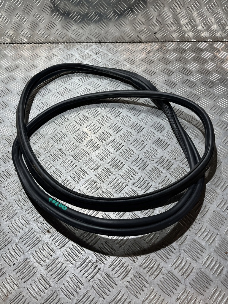 фото №1, Прокладка кузовная капот porsche cayman 987 05-