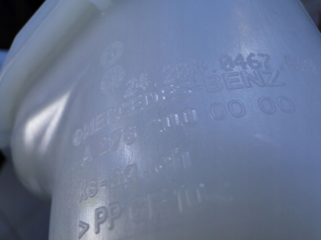 фото №7, Mercedes бак розширювальний кришка m276 276 c klasa 204 w204 glk x204