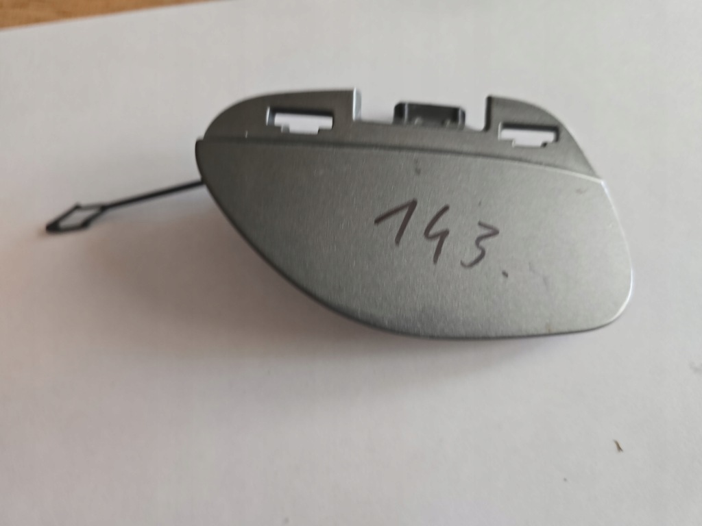 фото №1, Mercedes eqa w243 заглушка бампера фаркоп перед