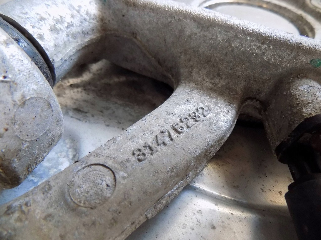 фото №6, Volvo v60 ii s60 iii 2018- поворотный кулак рычаги амортизатор правый задняя 31476232