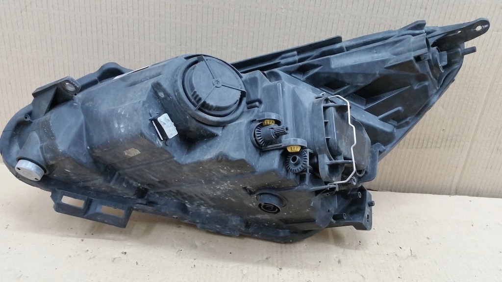 фото №6, Opel corsa d lift лампа правая фара правый 13446802