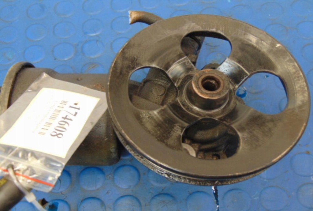 фото №1, Toyota yaris 1.0 16v насос підсилювача