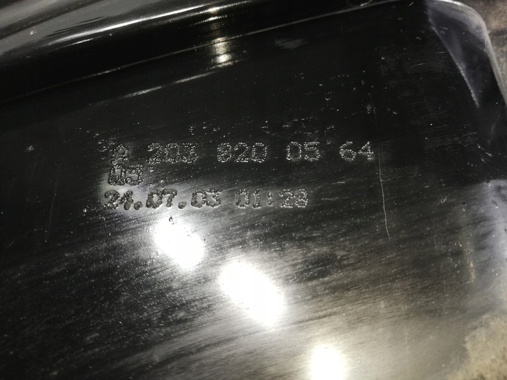 фото №15, Mercedes c coupe w203 cl203 00- лампа левая задняя