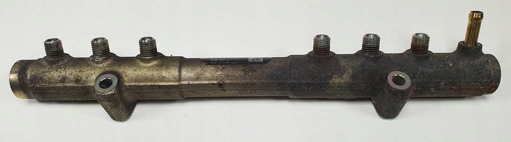 фото №1, Молдинг впрыскная volvo v70 ii 2.4 d 30757146