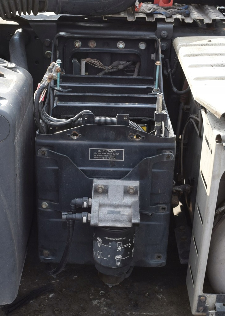 фото №1, Коробка основание аккумуляторов man tgx tgs euro 6