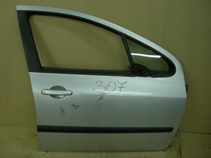 фото №1, Peugeot 307 дверь правое перед