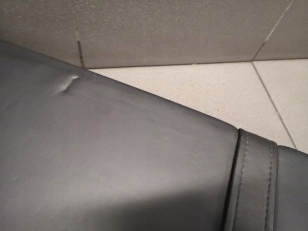 фото №5, Підлокітник сидіння задня чорний audi a8 d3