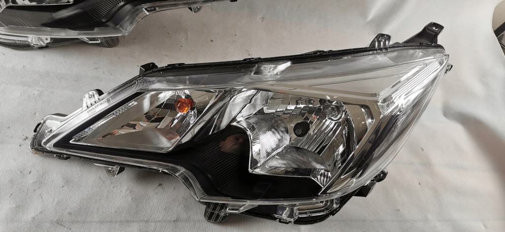 фото №4, Mitsubishi space star ii lift фара левый правый