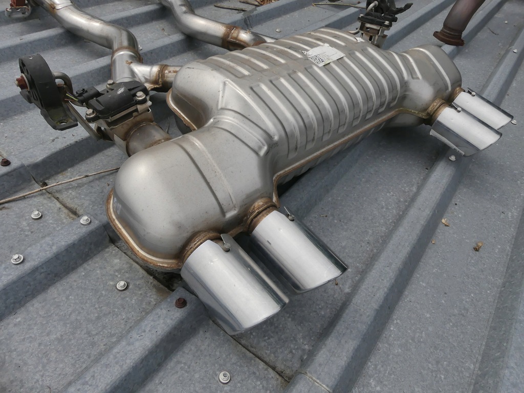 фото №3, Bmw 3 f80 m3 f82 f83 m4 гаситель выхлоп труба