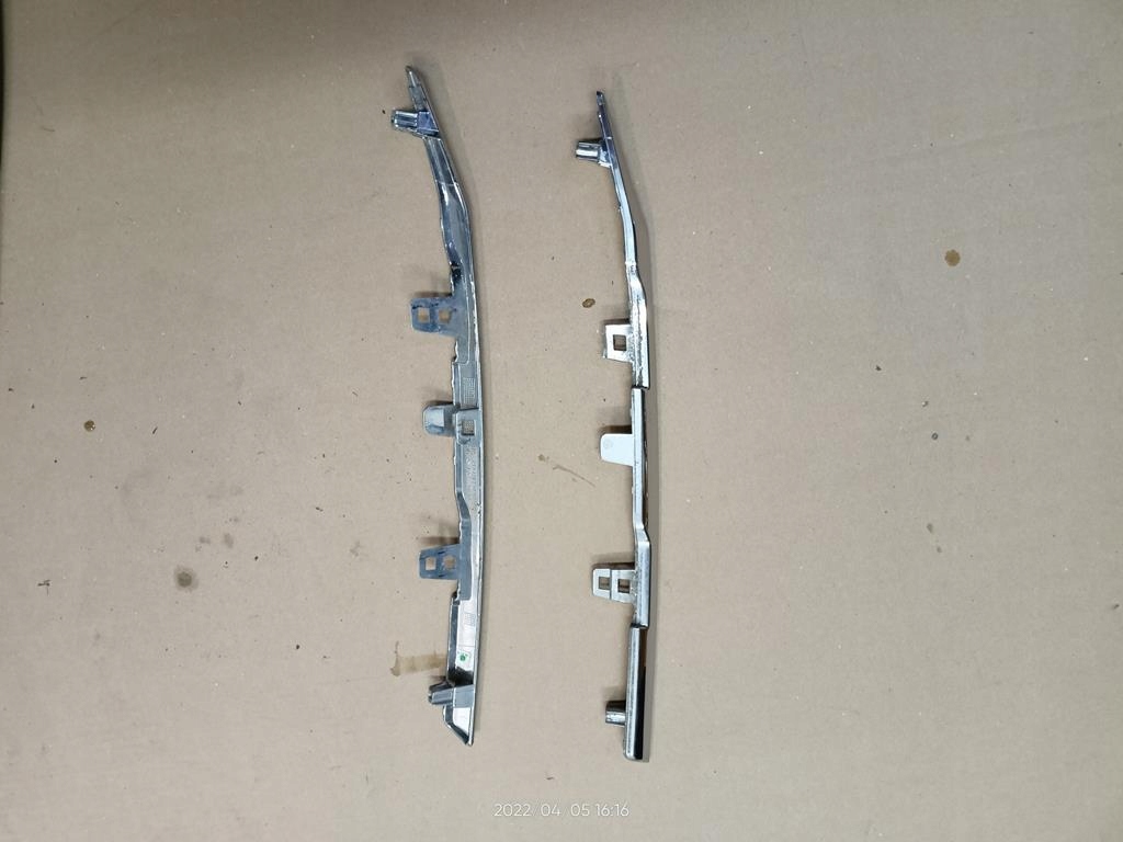 фото №1, Молдинг малий права ліва w решітка радіатора master iv