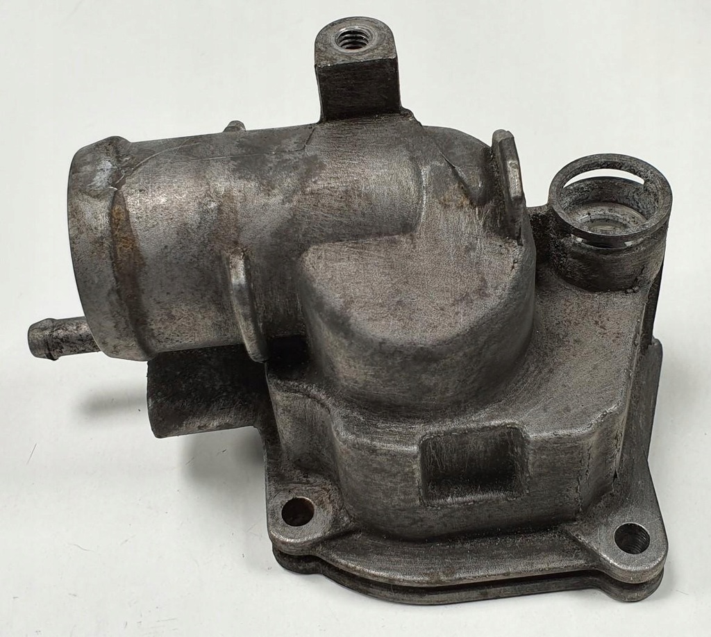 фото №1, Термостат корпус mercedes w204 cdi a6462001115