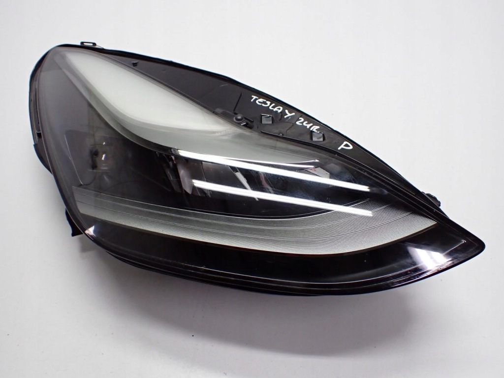 Купити Лампа правий перед full led європа 1514953-00-e tesla model y 24r