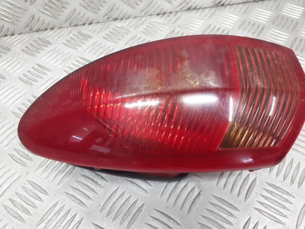 фото №1, Лампа правая задняя alfa romeo 147 46556347