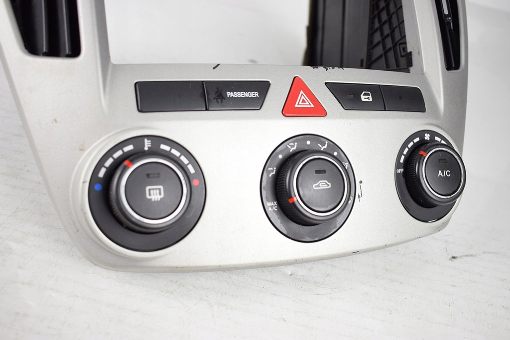 фото №7, Рамка панель кондиционера дисплей kia ceed i 97250-1h000eq