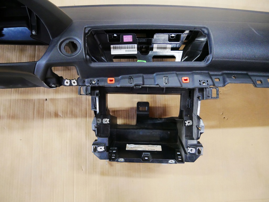 фото №11, Bmw e81 e82 e87 e88 lift панель приладів приладова консоль панель приладів з подушка