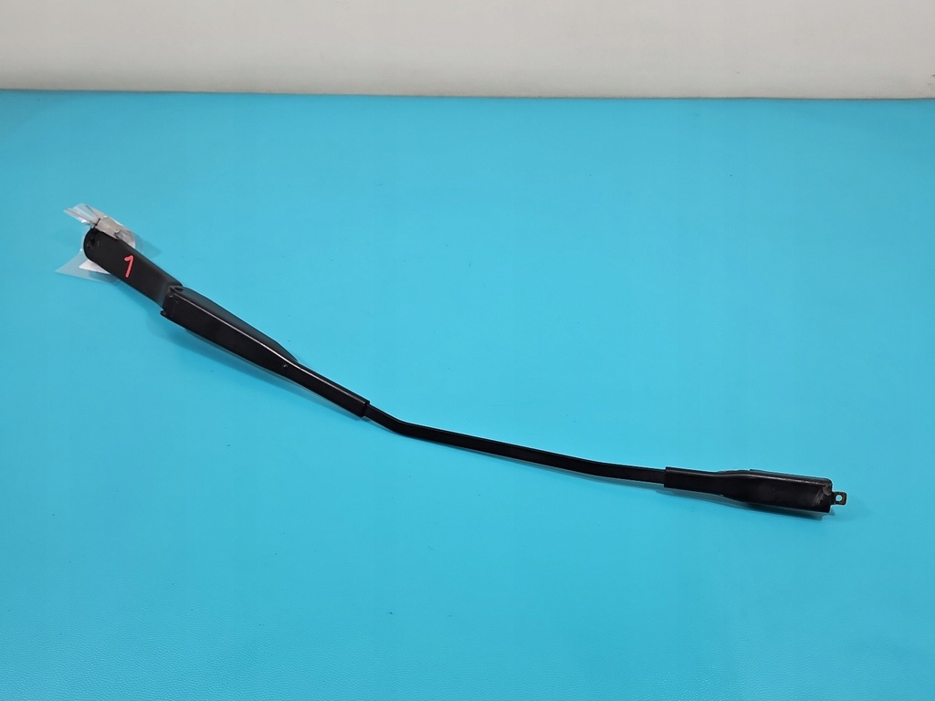 фото №1, Рычаг дворники левая iveco daily v 14- 5801645537