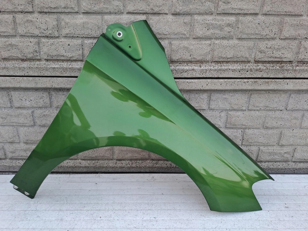 фото №1, Mercedes b klasa w246 12-19 крила правий перед