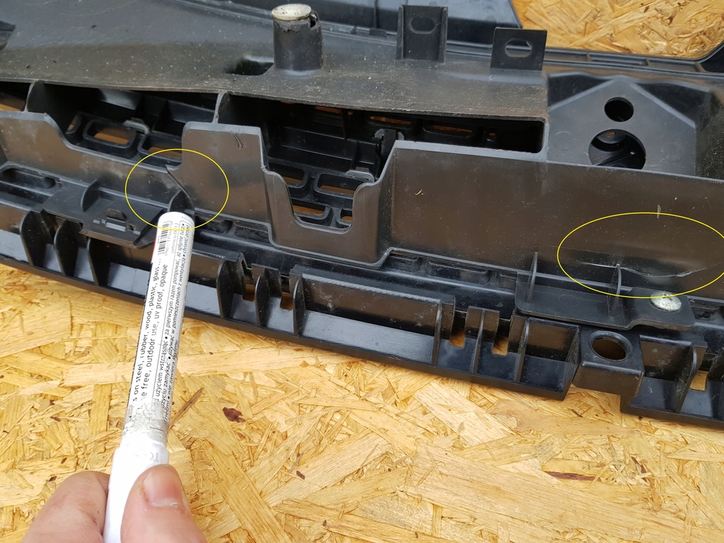 фото №11, Suzuki ignis iii 3 16- решётка радиатора решётка радиатора решётка бампера перед 72111-62r0