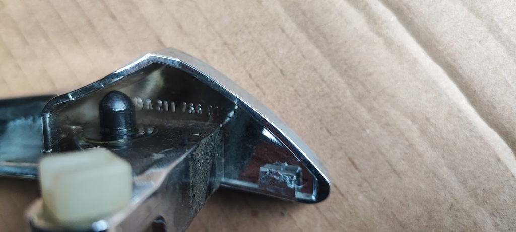 Ручка внутрішня ліва передня mercedes w211 a2117660125 в Україні