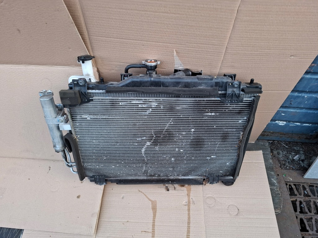 фото №12, Mazda 2 dj dl 1.5 b 14- комплект радіатор вентилятор