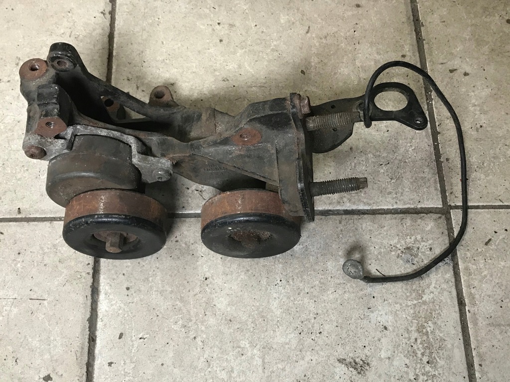 фото №3, Ford mondeo mk2 кронштейн генератора