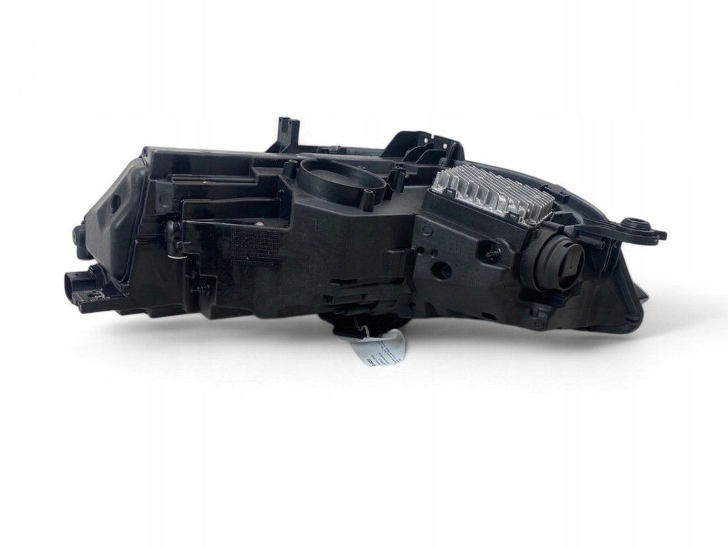 фото №13, Audi a4 s4 b9 8w 2023 правая сторона лампа передняя