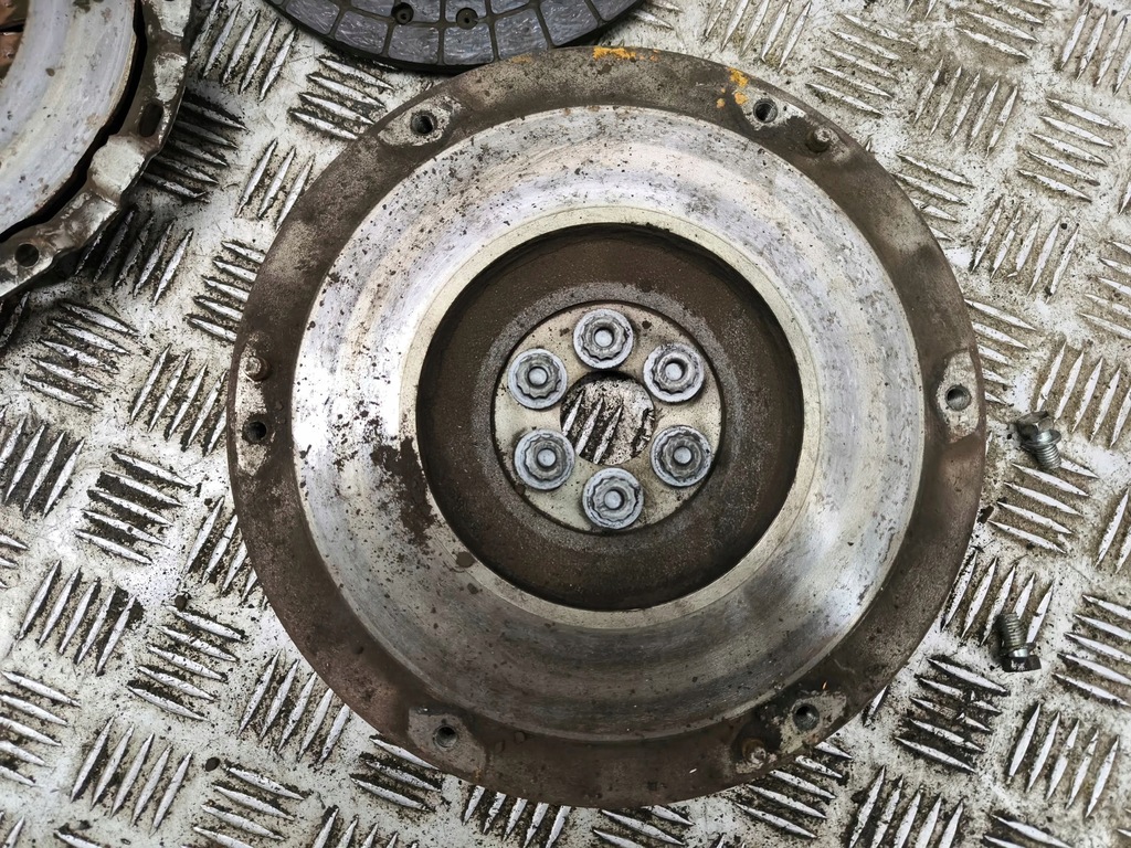 фото №6, Toyota yaris 2012 сцепление / комплект