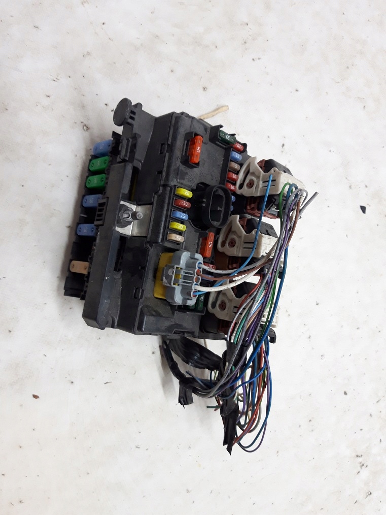 фото №1, Citroen c3 ii ds3 блок управления bsm r09 9667199780