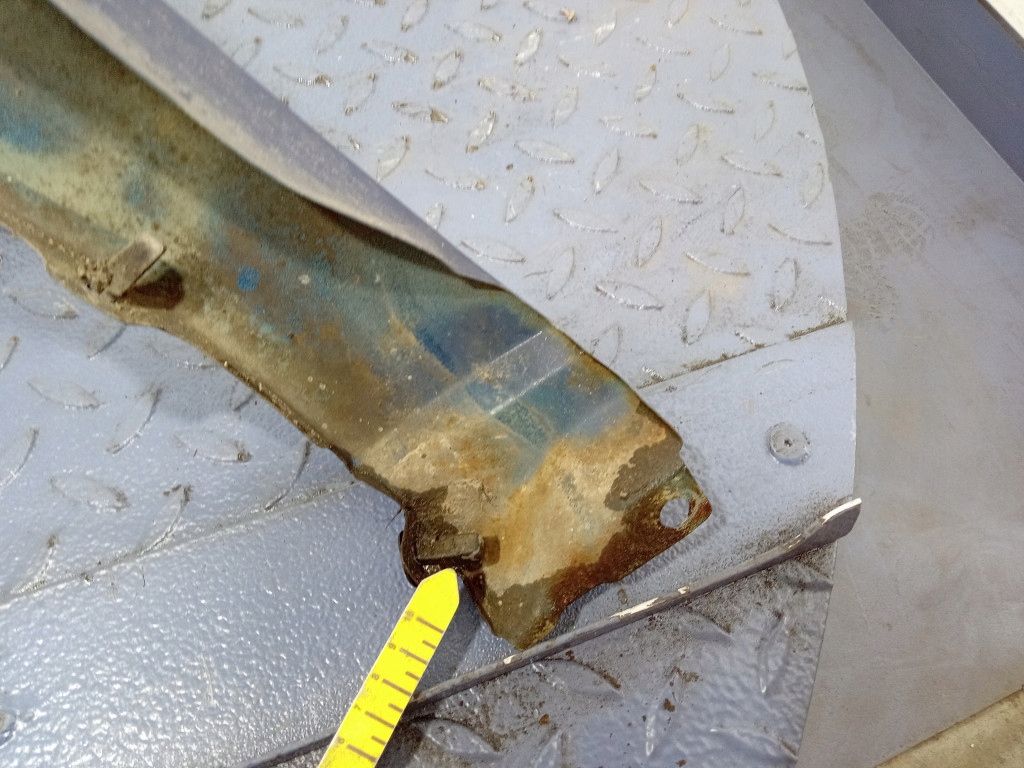 фото №11, Toyota corolla verso ii 04- крыло перед правый передний 8q4