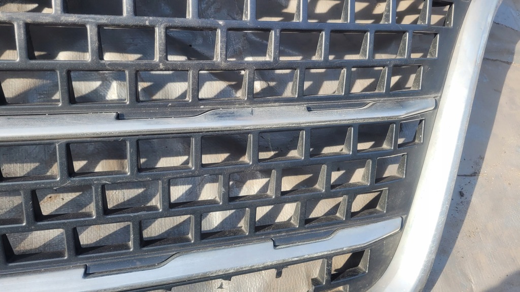 фото №12, Решётка радиатора решётка радиатора renault master iii lift 2019- // 4758