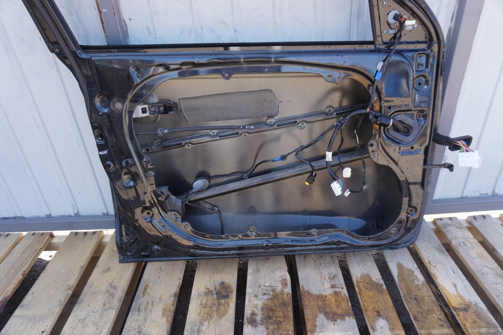 Kia ceed 1 sw ed рестайлінг  дверей ліве передні скло 1k чорні 2010рік nr.305 Доставка