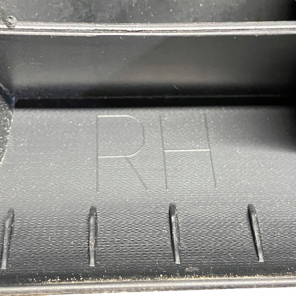 фото №10, Dodge charger 2017 правая сторона молдинг порог передняя