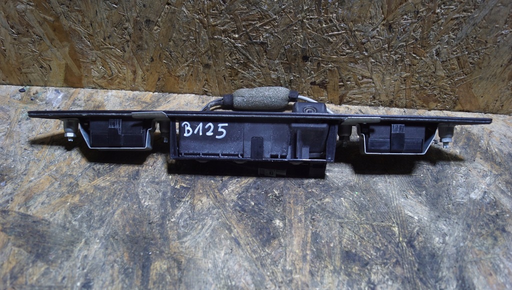 фото №7, Audi q7 4l накладка микровыключатель камера крышки задняя