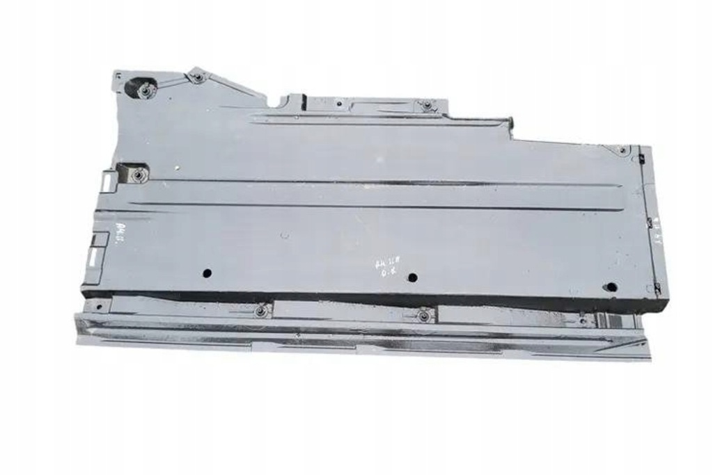 Левая накладка подвеска audi a4 8k2, b8 8k0825207 2.0l бензиновый 155kw 2011 Киев