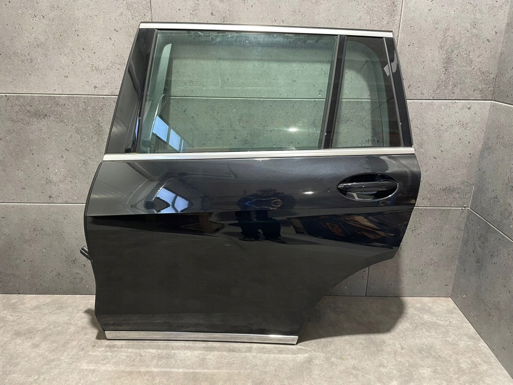 фото №1, Полный дверь левая задние задняя bmw x7 g07 lci 5km цвет 475